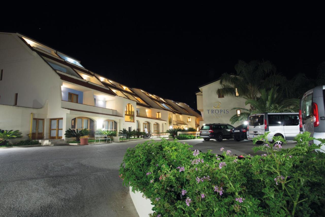 Hotel Tropis Tropea Exterior foto
